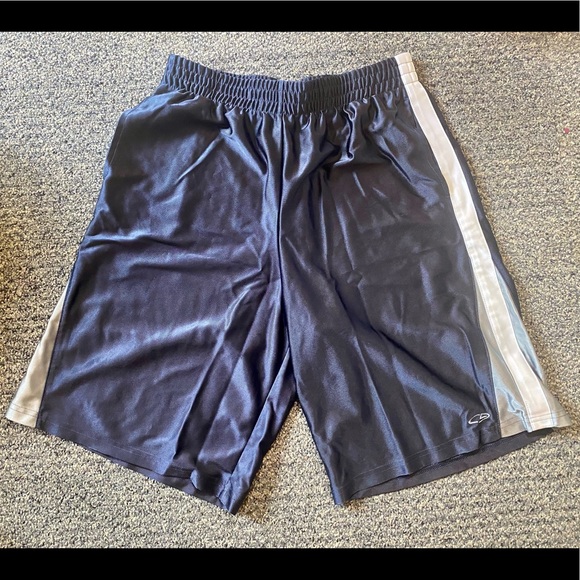 Champion Other - Navy blue Boys Champion basketball shorts, sz XL